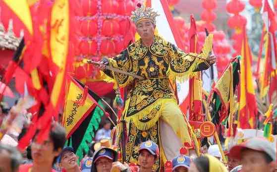 Singkawang Cap Gomeh Festival, February 22, 2016 ( Photo : cnnindonesia )