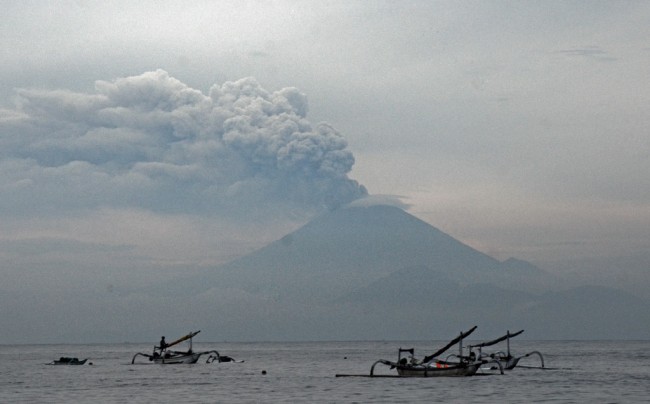Mount Agung eruption (photo : ANTARA)