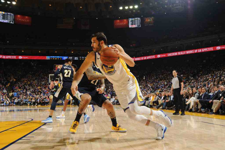 NBA 常规赛 :勇士主场 124-114 击败掘金 火箭 116-107 险胜公牛