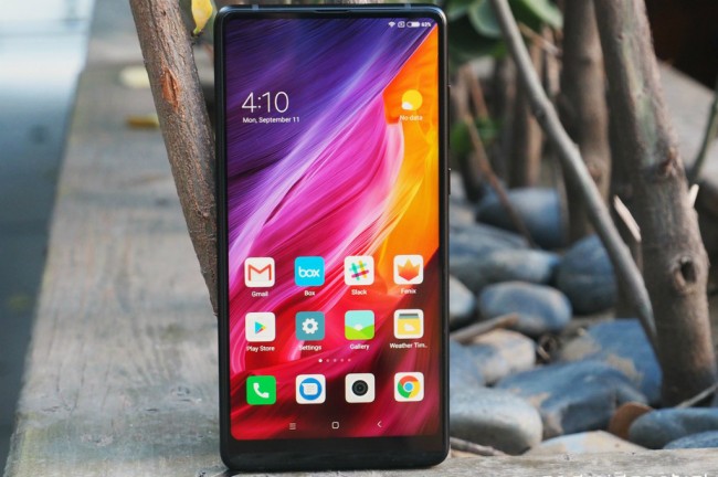 小米 MIX 2S 机身渲染图曝光 将配备更加激进的全面屏