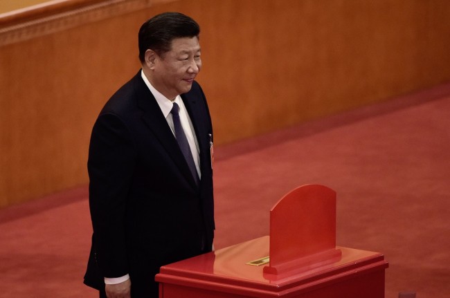 中国大会议通过国家主席连续任期宪法修正案 赞成率达到 99.8%
