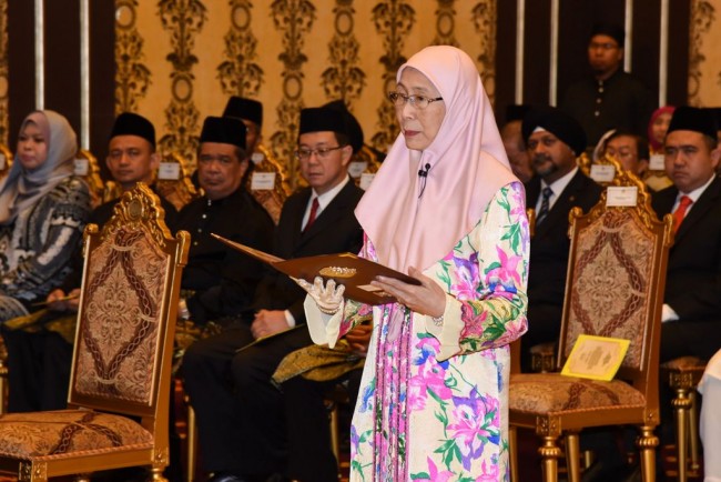 Datin Seri Dr. Wan Azizah Datin Wan Ismail Wang Azisa (photo : AFP)