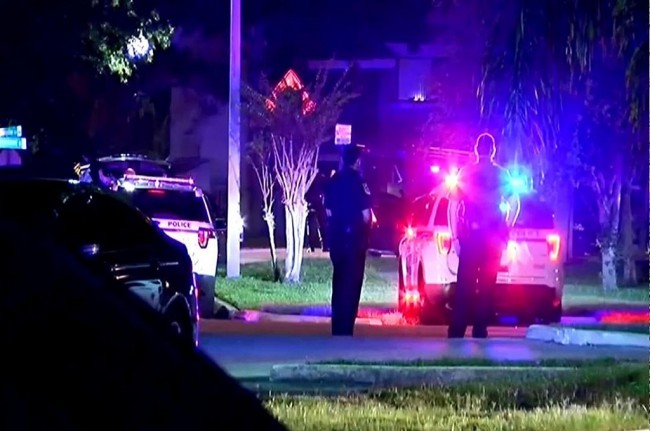 美佛罗里达州发生劫持人质事件 造成 4 名儿童死亡