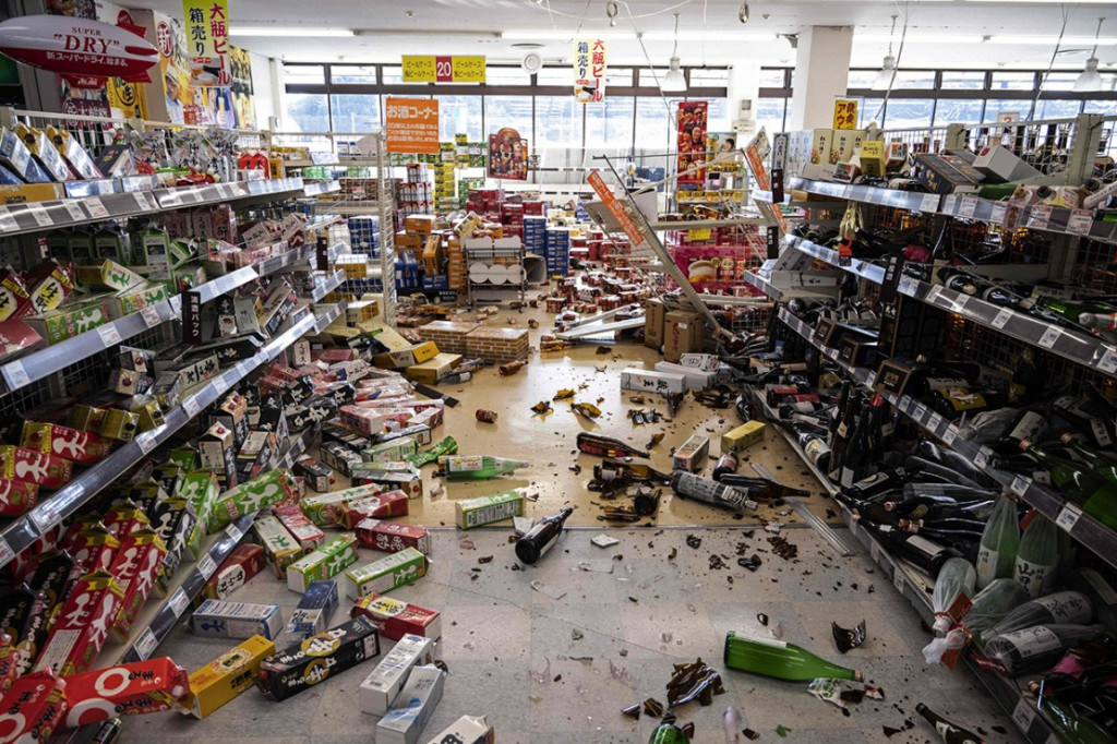 Earthquake strikes Fukushima, Japan. Photo : AFP