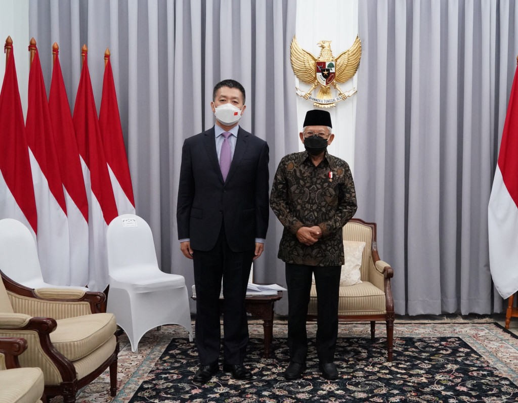 副总统马鲁夫周三接见中国驻印尼大使陆慷 