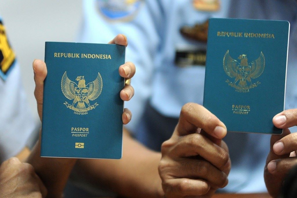 Indonesia Passport. (photo : ANTARA)