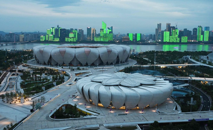  The Hangzhou Olympic Sports Center Stadium. Photo : AFP/GREG BAKER