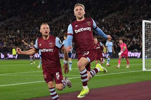 West Ham United vs Brentford. (photo : AFP)
