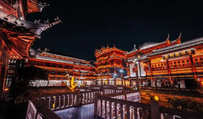 Yu Garden, Shanghai, China. Photo source : Baidu Baijiahao