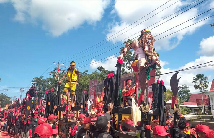  Tatung attraction at the Singkawang Cap Go Meh Festival, February 12, 2025. (ANTARA/Narwati)
