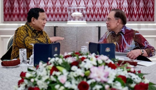  President Prabowo Subianto visited the official residence of the Malaysian PM Anwar Ibrahim in Putrajaya, Malaysia, April 6, 2025. ANTARA/HO-Malaysian Prime Minister Office