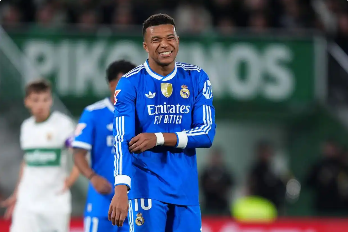 皇马逼平埃尔切。图片：百家号/护球出线