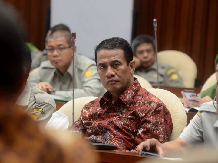 政府查获非法大米走私，重申进口禁令