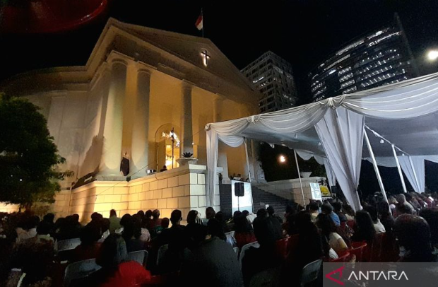 雅加达教堂圣诞夜弥撒。资料图片：安塔拉通讯社