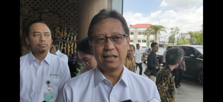 防范尼帕病毒，卫生部长呼吁不食用可能被果蝠污染的果品 