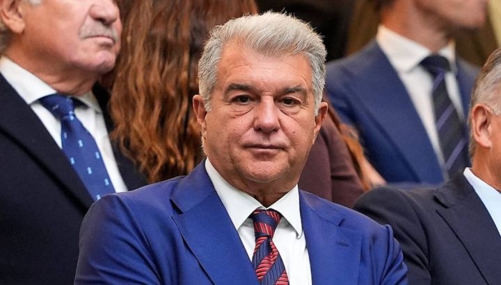 胡安·拉波尔塔。图片：X/@TouchlineX