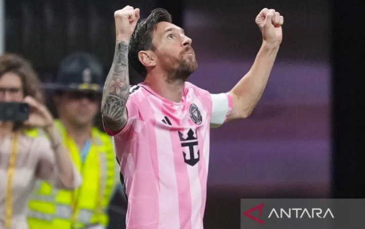 梅西超越贝利任意球进球纪录