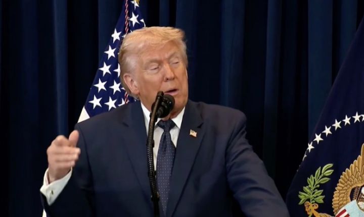 特朗普因霍尔木兹海峡关闭威胁伊朗