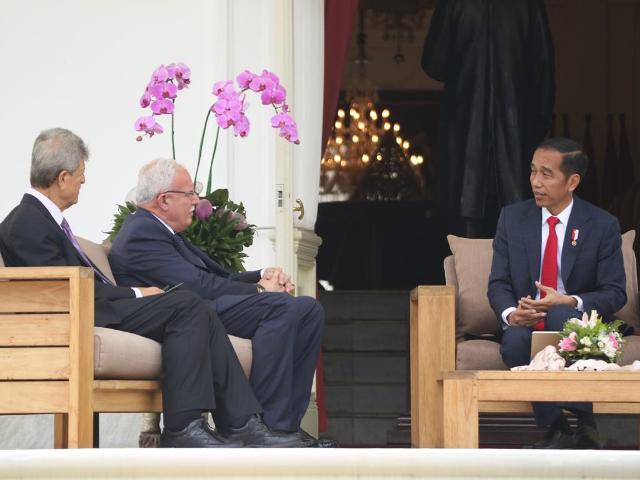 佐科威接见来访巴勒斯坦外长         感激印尼积极争取巴方独立