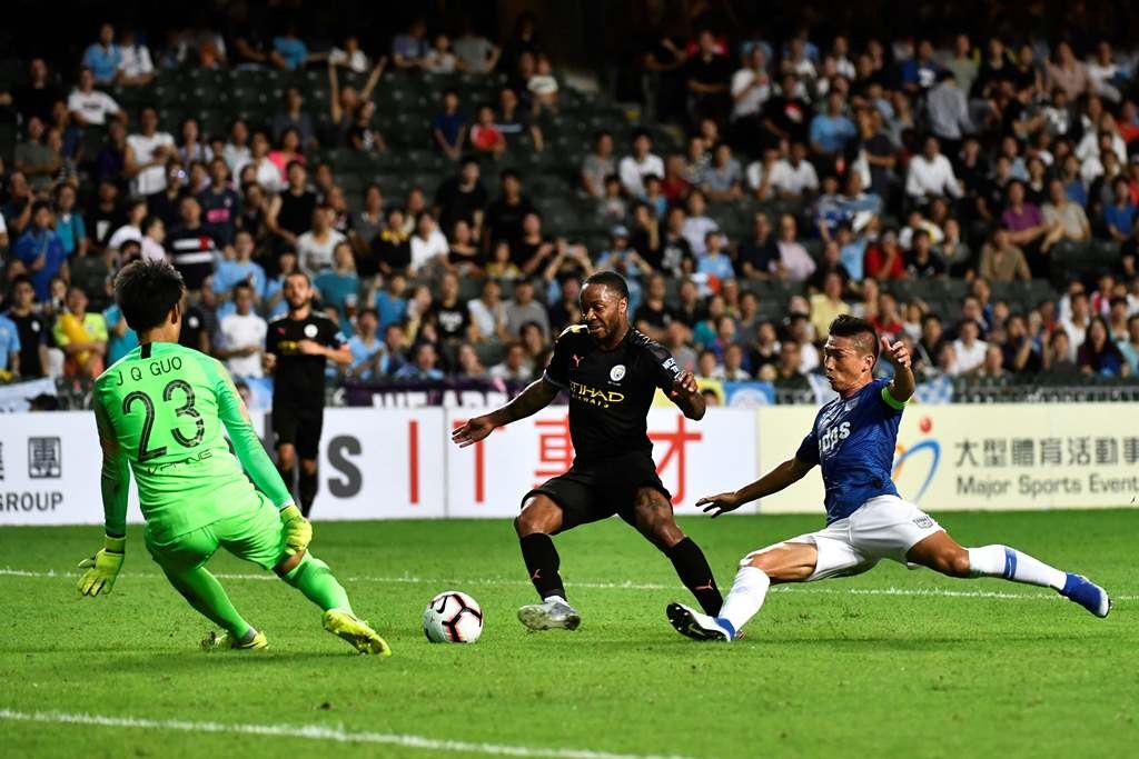 热身赛 ： 曼城6-1大胜香港杰志 