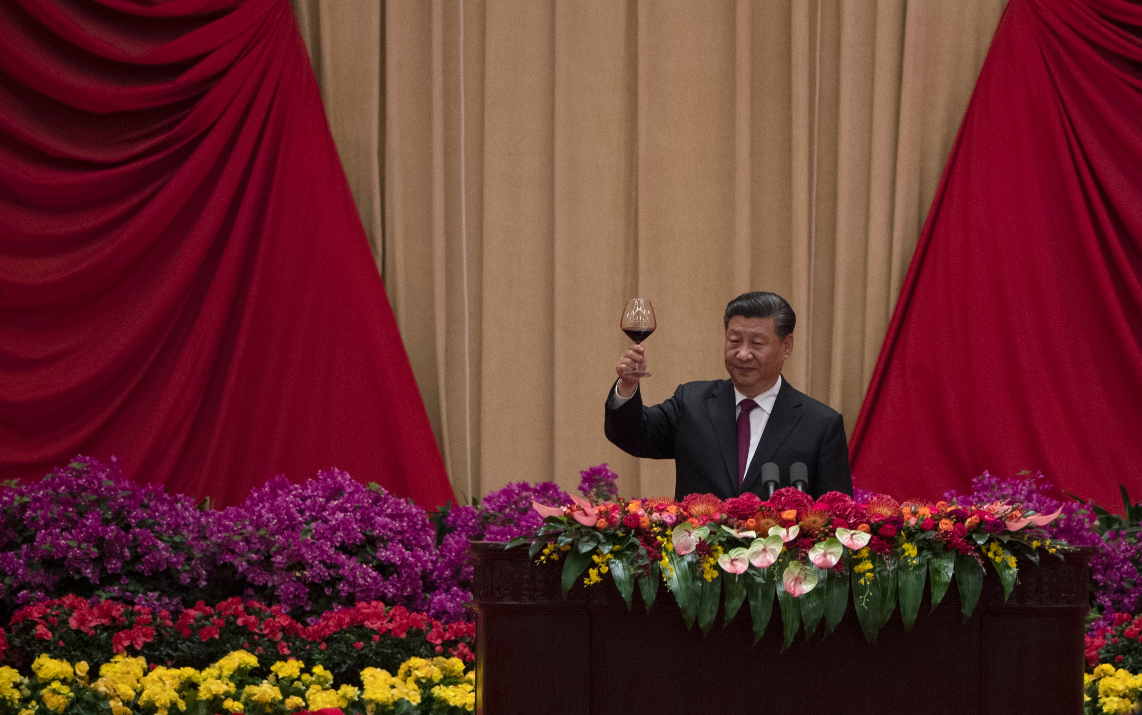 习近平国庆节招待会上强调团结     准确贯彻 “一国两制”