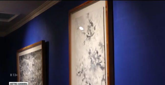 华裔艺术家马永强在日惹展出数百件作品