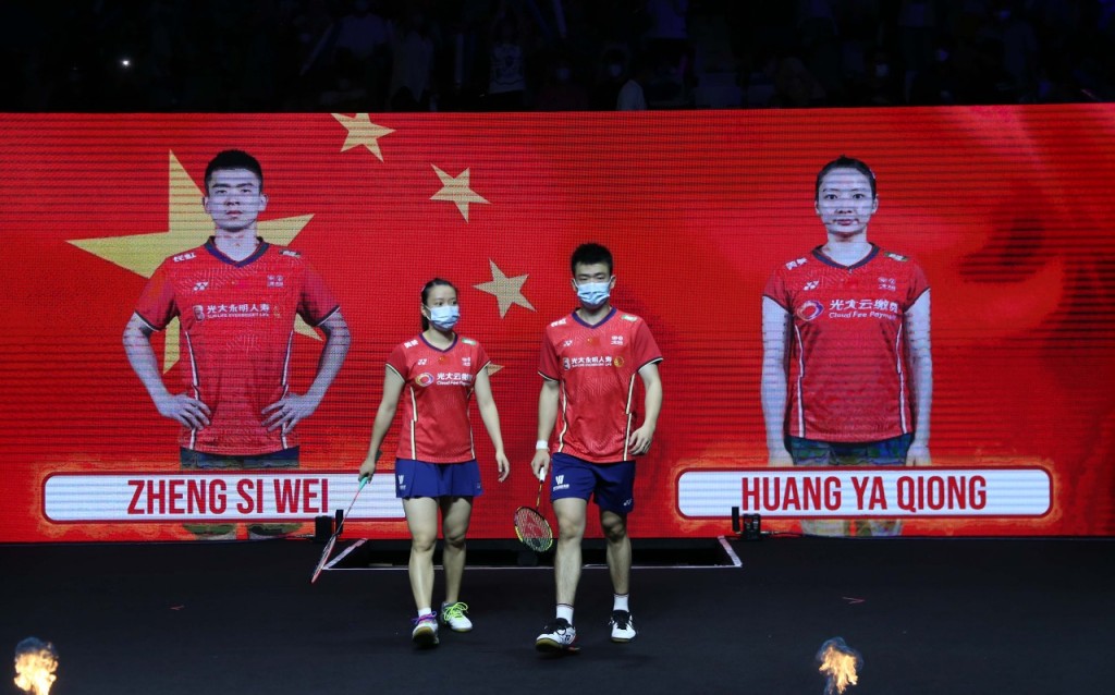 印尼羽毛球公开赛 ：中国队夺男双、混双冠军