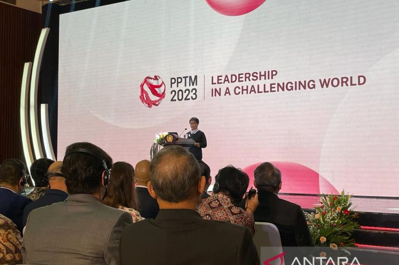 蕾特诺发表2023年外长年度声明 