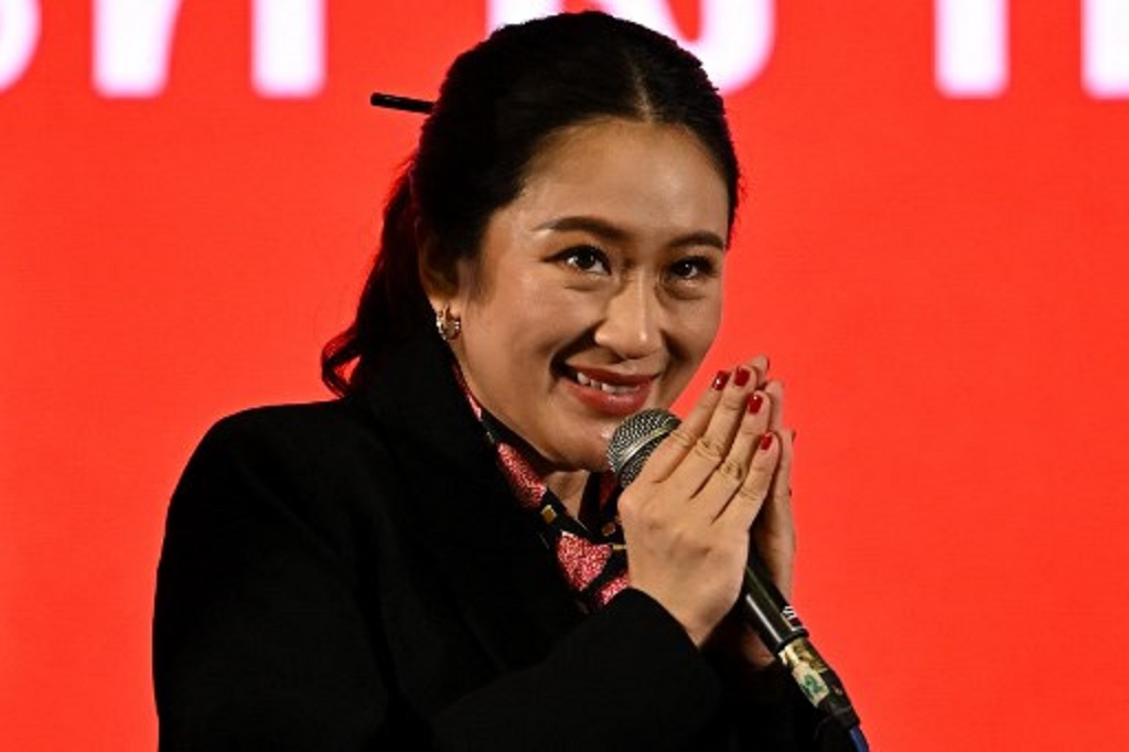 泰国反对党选举中大获全胜 
