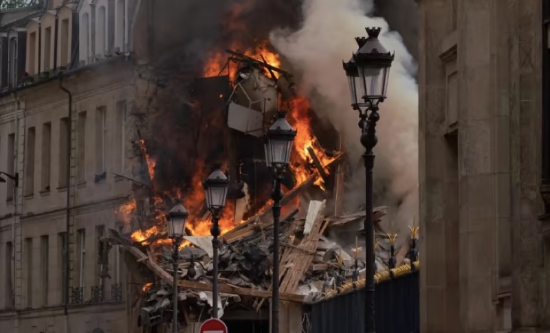 巴黎市中心发生爆炸事故，已致37伤