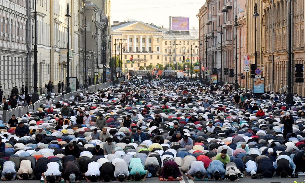 世界各国穆斯林信徒迎来宰牲节到来