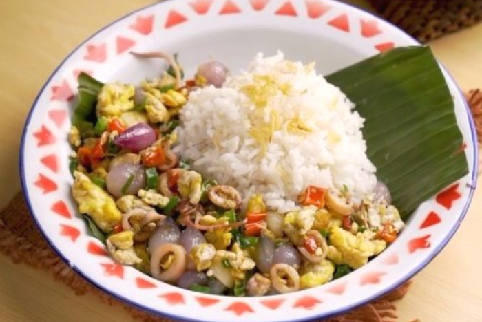 简单家常菜：炒洋葱鸡蛋做法