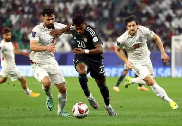 亚洲杯：伊朗2-1阿联酋两队携手出线  
