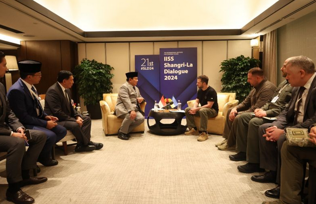 普拉博沃会见乌克兰泽连斯基 