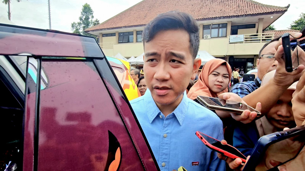 吉布兰就联盟内阁继续与政党总主席沟通