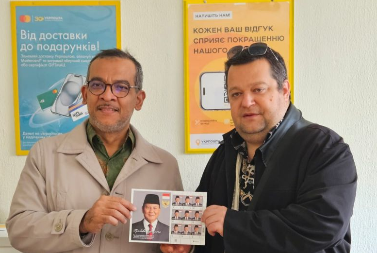 乌克兰推出普拉博沃总统特别版邮票 