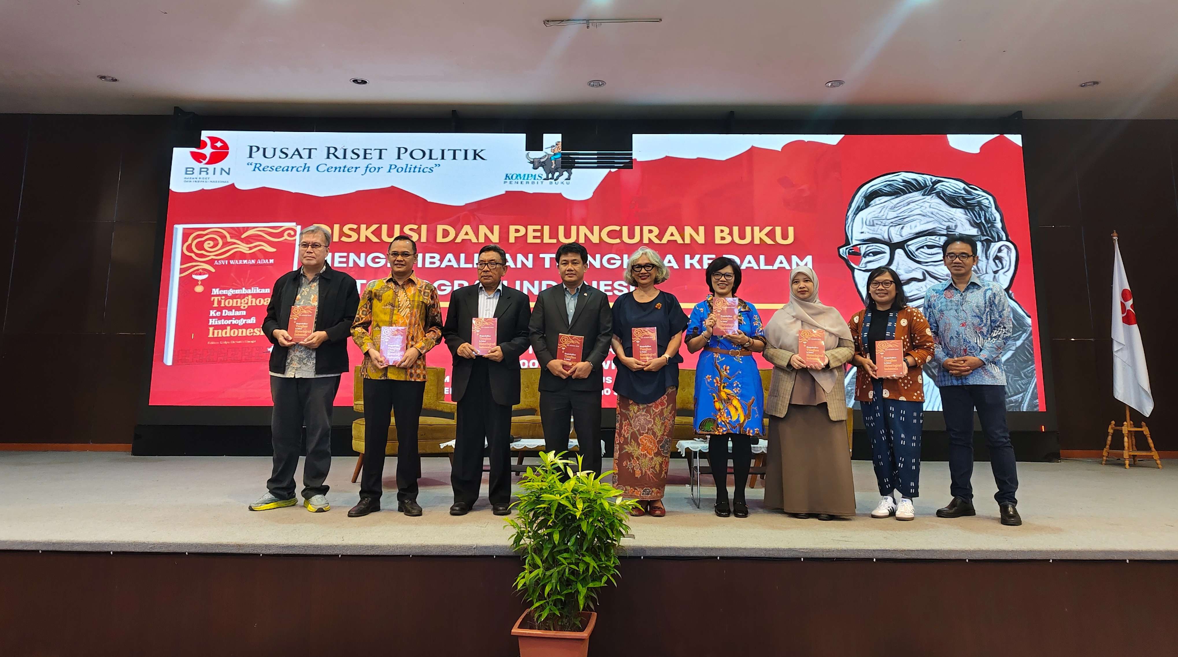 国内历史学家出版《让华裔回归印尼历史》新书