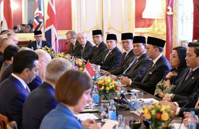 普拉博沃出席英国首席执行官圆桌论坛，实现85亿美元投资承诺