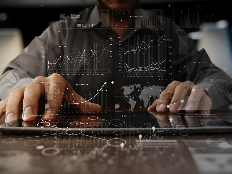 人工智能和人类协作改善公共关系管理 