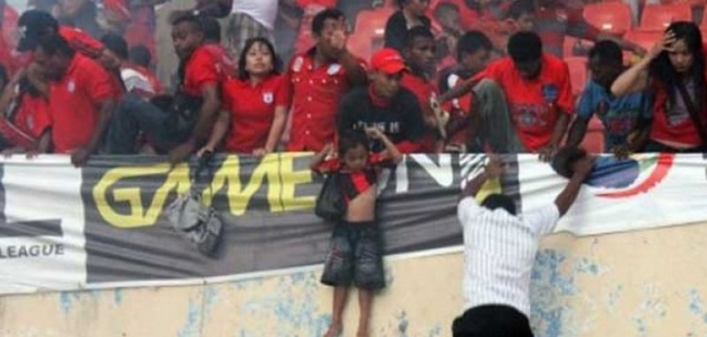 几内亚球迷冲突事件造成56人死亡 