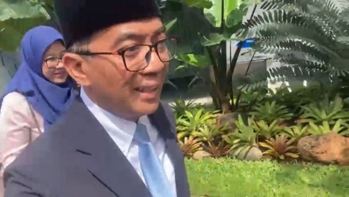 杰出科学家布莱恩出任高等教育和科学技术部长