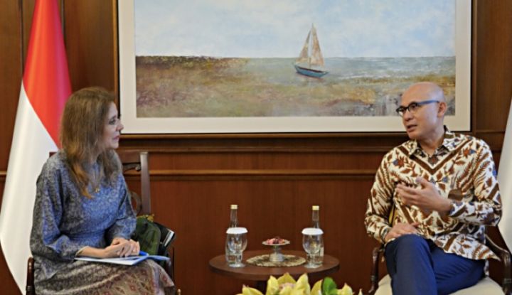 外交部副部长会见联合国代表 