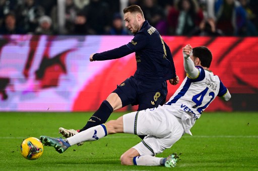 意甲：尤文2-0维罗纳5轮连胜 