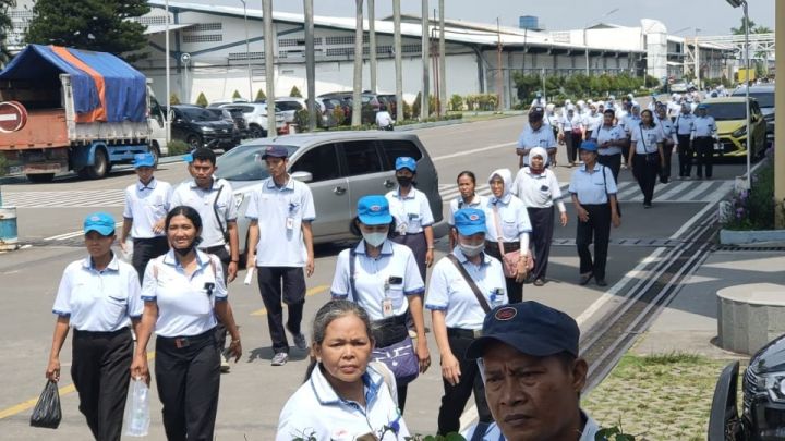 中爪哇省长：库杜斯县烟草业准备雇佣前丝丽纺织工人 