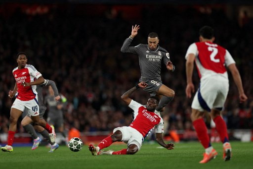 欧冠： 阿森纳首回合3-0大胜皇马  