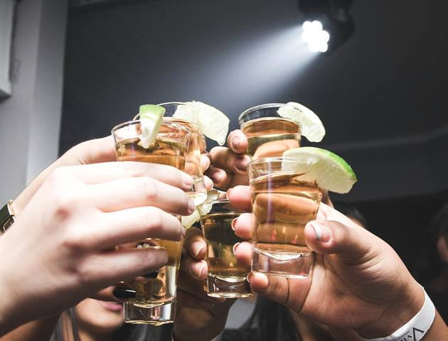 饮酒能引发脑损伤？