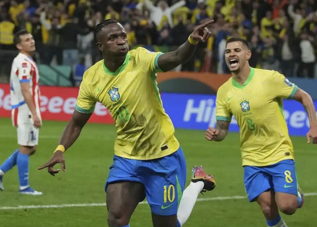 世预赛综述：荷兰8-0马耳他，巴西1-0巴拉圭提前2轮晋级 