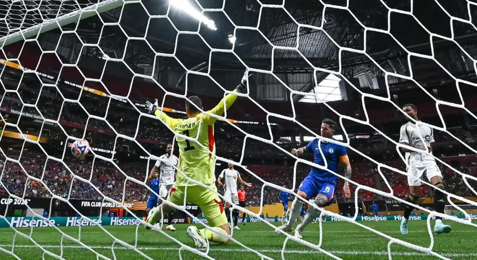 世俱杯：切尔西2-0洛杉矶