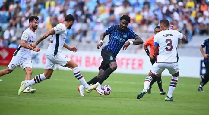 世俱杯：国米0-2弗鲁米嫩塞止步16强  