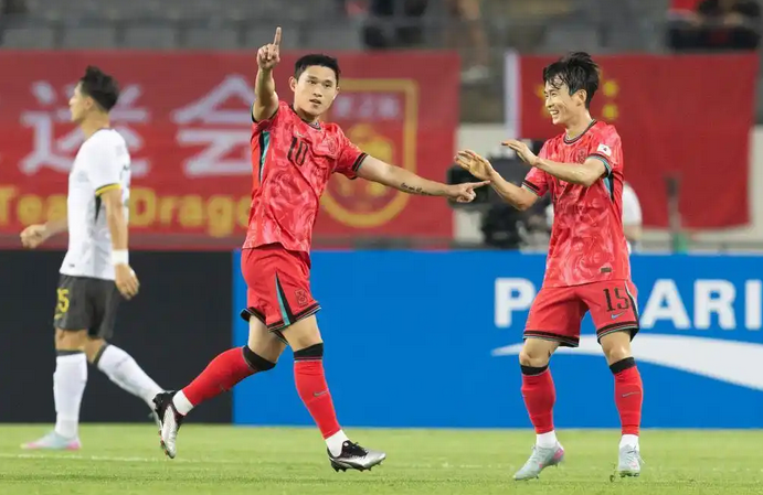 东亚杯：中国0-3不敌韩国 